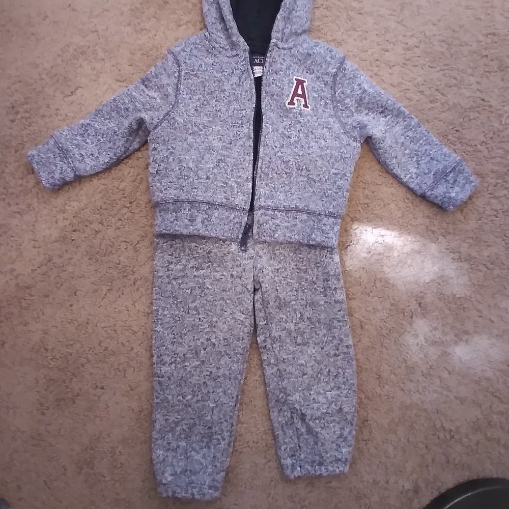 The Children's Place Hoody 2 piece Jogger 12-18 M - Picture 3 of 9